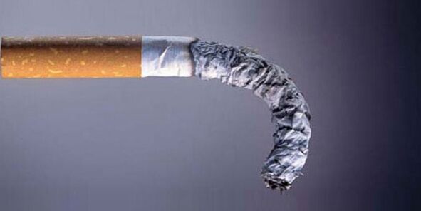 Hút thuốc lá gây ra chứng bất lực ở nam giới